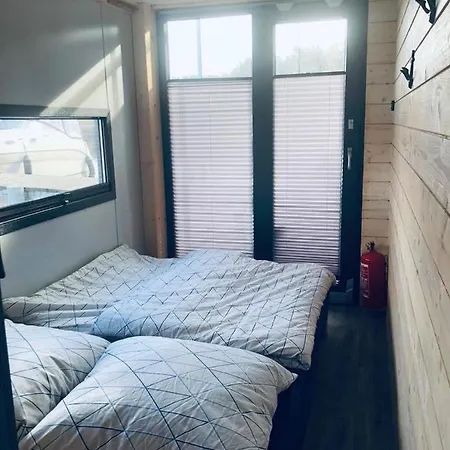 Holidayhouse Ody ספינת מלון